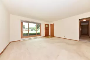 N79W16119 Community Dr, Menomonee Falls, WI 53051 - Photo 4