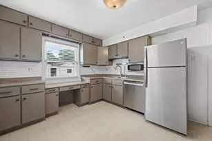 3357 N 90th St, Milwaukee, WI 53222 - Photo 8