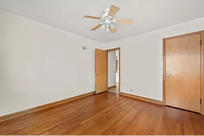 3366 S 35th St, Milwaukee, WI 53215 - Photo 12