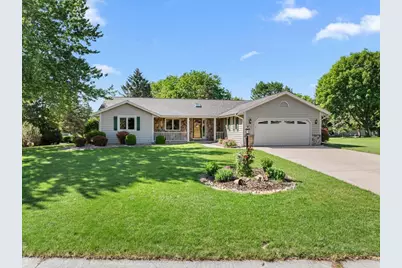 N103W15923  Founders Ln, Germantown, WI 53022 - Photo 4