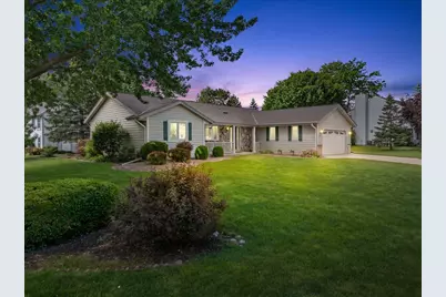 N103W15923  Founders Ln, Germantown, WI 53022 - Photo 2