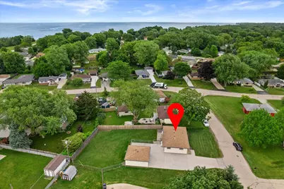 2900  Shady Ln, Racine, WI 53402 - Photo 18