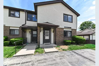 5843  Cambridge Cir #8, Racine, WI 53406 - Photo 1