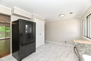 5843 Cambridge Cir, Racine, WI 53406 - Photo 12