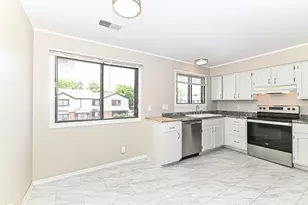 5843 Cambridge Cir, Racine, WI 53406 - Photo 10