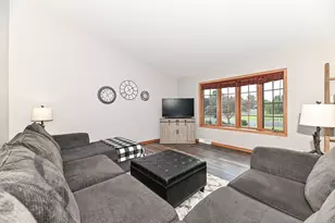 164 Mill Ave, Racine, WI 53182 - Photo 6