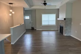 304 Riverside Ct, Theresa, WI 53091 - Photo 2