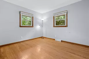 W136N8704 Esquire Rd, Menomonee Falls, WI 53051 - Photo 22