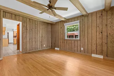 W136N8704  Esquire Rd, Menomonee Falls, WI 53051 - Photo 16