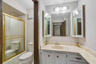 4215 N 100th St #203, Milwaukee, WI 53222 - Photo 20
