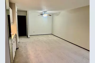 4215 N 100th St #203, Milwaukee, WI 53222 - Photo 10