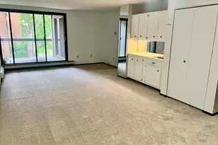 4215 N 100th St, Milwaukee, WI 53222 - Photo 14