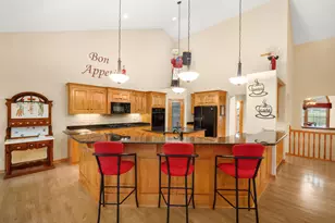 315 Prairie Song Dr, Waukesha, WI 53188 - Photo 12