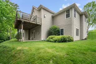 315 Prairie Song Dr, Waukesha, WI 53188 - Photo 44