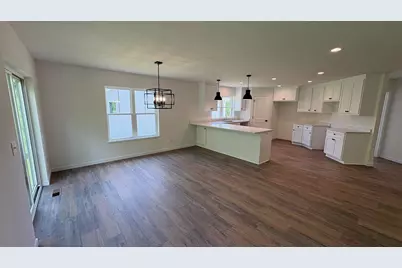 269  Cardinal Dr, Sullivan, WI 53178 - Photo 8