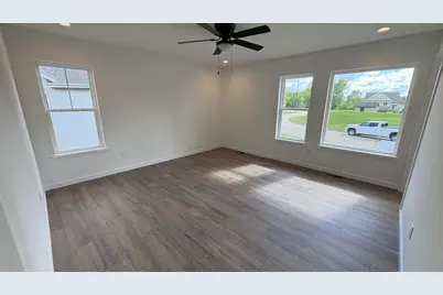 269  Cardinal Dr, Sullivan, WI 53178 - Photo 12