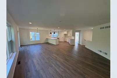 269  Cardinal Dr, Sullivan, WI 53178 - Photo 8