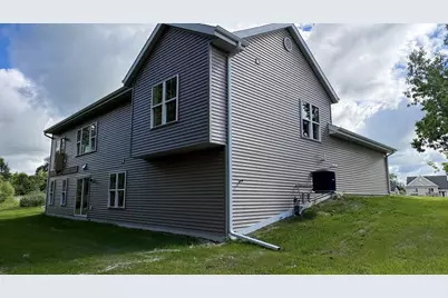 269  Cardinal Dr, Sullivan, WI 53178 - Photo 18