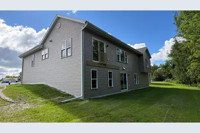269  Cardinal Dr, Sullivan, WI 53178 - Photo 6
