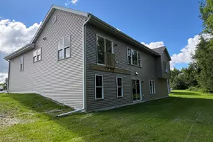269 Cardinal Dr, Sullivan, WI 53178 - Photo 6
