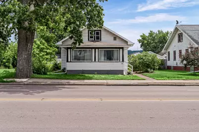 1328  George St, La Crosse, WI 54603 - Photo 2