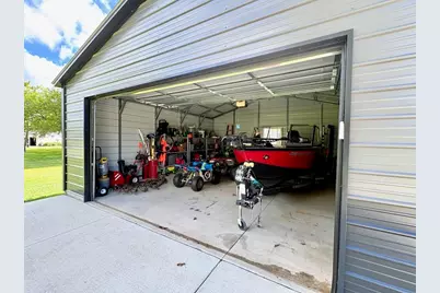 7410 S 68th St, Franklin, WI 53132 - Photo 24