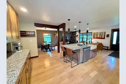 7410 S 68th St, Franklin, WI 53132 - Photo 10