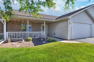 4224 Kirkwood Ct, Sheboygan, WI 53081 - Photo 2