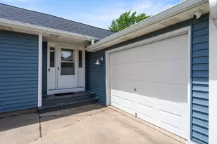 5660 W Reighmoor Rd, Omro, WI 54963 - Photo 34
