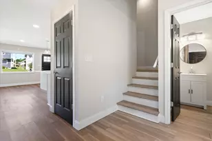 3662 S 32nd St, Greenfield, WI 53221 - Photo 20