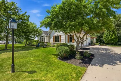 N34W33440  Hickory Ln, Nashotah, WI 53058 - Photo 4