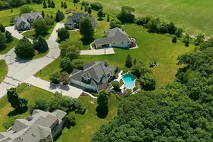 N34W33440 Hickory Ln, Nashotah, WI 53058 - Photo 86