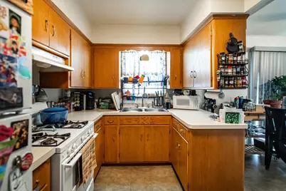 865  Harding Ave #867-869, Waukesha, WI 53186 - Photo 6