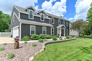 369 Indian Bend Rd, Burlington, WI 53105 - Photo 2