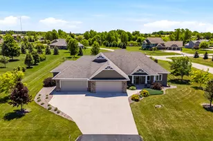 5209 Notre Dame Dr, Omro, WI 54963 - Photo 2