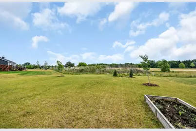 758  Burr Oak Ct, Oconomowoc, WI 53066 - Photo 32