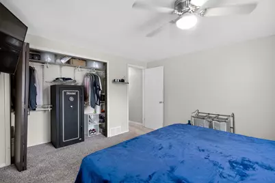 7033  Clover Ct, Lyons, WI 53105 - Photo 10