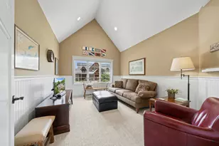 1180 Savannah Ct, Geneva, WI 53147 - Photo 4