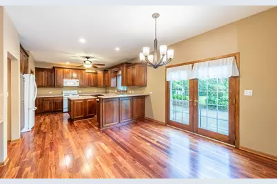 10850  35th Ave, Pleasant Prairie, WI 53158 - Photo 8