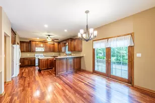 10850 35th Ave, Pleasant Prairie, WI 53158 - Photo 8