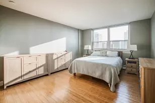 1707 N Prospect Ave, Milwaukee, WI 53202 - Photo 12
