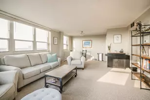 1707 N Prospect Ave, Milwaukee, WI 53202 - Photo 8