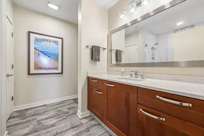 1522 N Prospect Ave #303, Milwaukee, WI 53202 - Photo 24