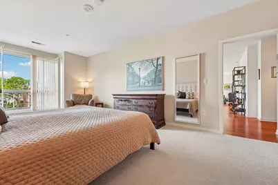 1522 N Prospect Ave #303, Milwaukee, WI 53202 - Photo 22