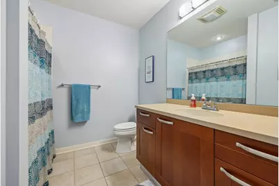 1522 N Prospect Ave #303, Milwaukee, WI 53202 - Photo 28