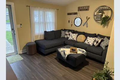 N6212 W Lakeshore Dr, Spring Prairie, WI 53105 - Photo 8