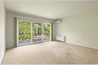 1305 W Main St #208, Lake Geneva, WI 53147 - Photo 2