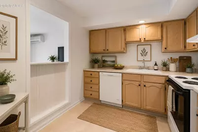 1305 W Main St #208, Lake Geneva, WI 53147 - Photo 14
