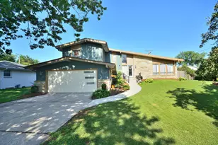 8755 N Pelham Pkwy, Bayside, WI 53217 - Photo 1