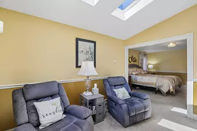 8755 N Pelham Pkwy, Bayside, WI 53217 - Photo 20